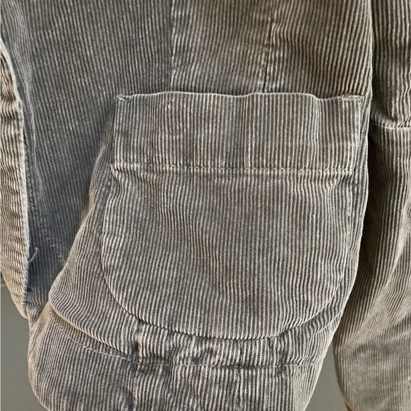 FRENCH CONNECTION Grey Corduroy jacket, short-waist, beautiful details; 00-05 - Picture 3 of 15